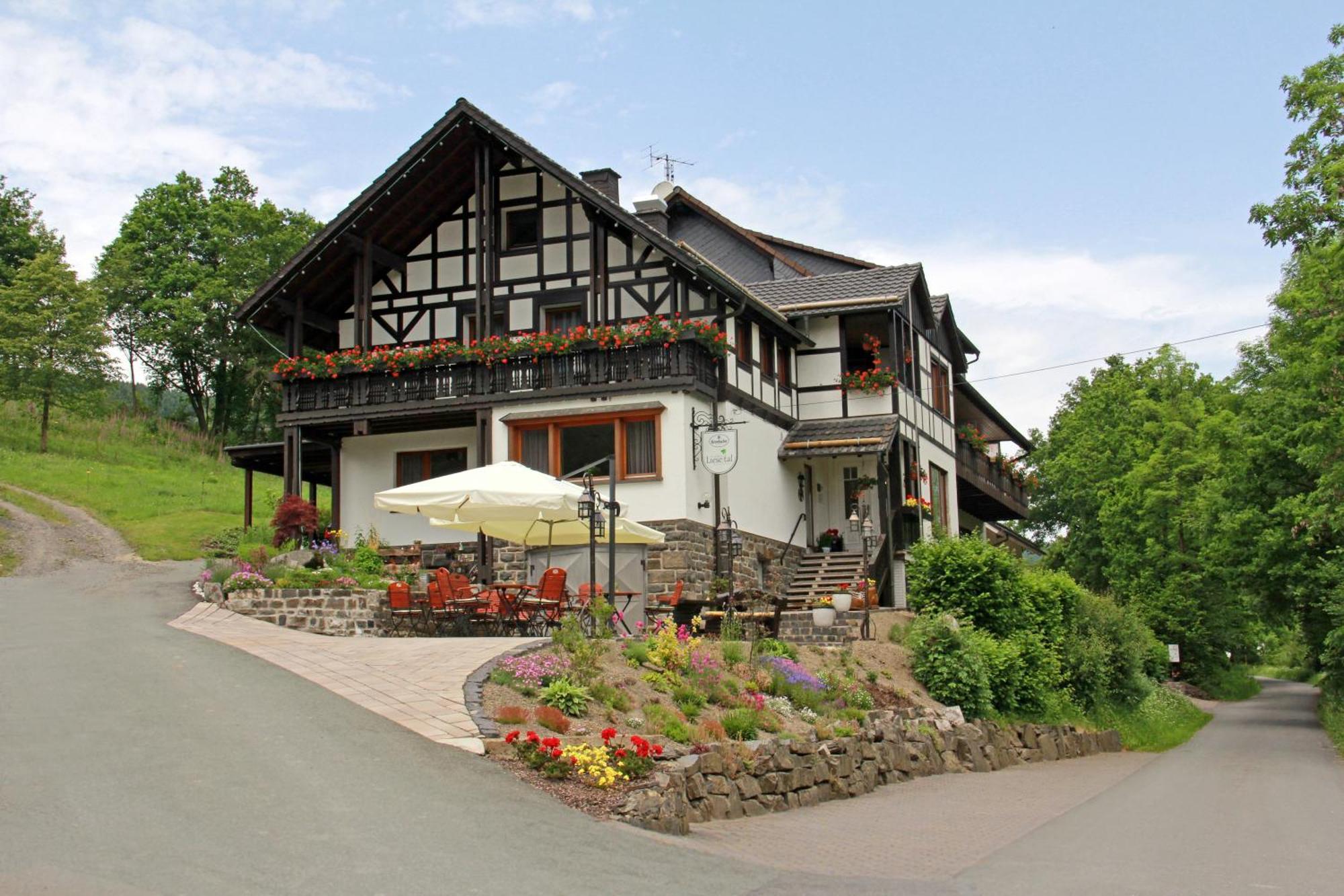 Landidyll Landhaus Liesetal Hallenberg Exterior photo